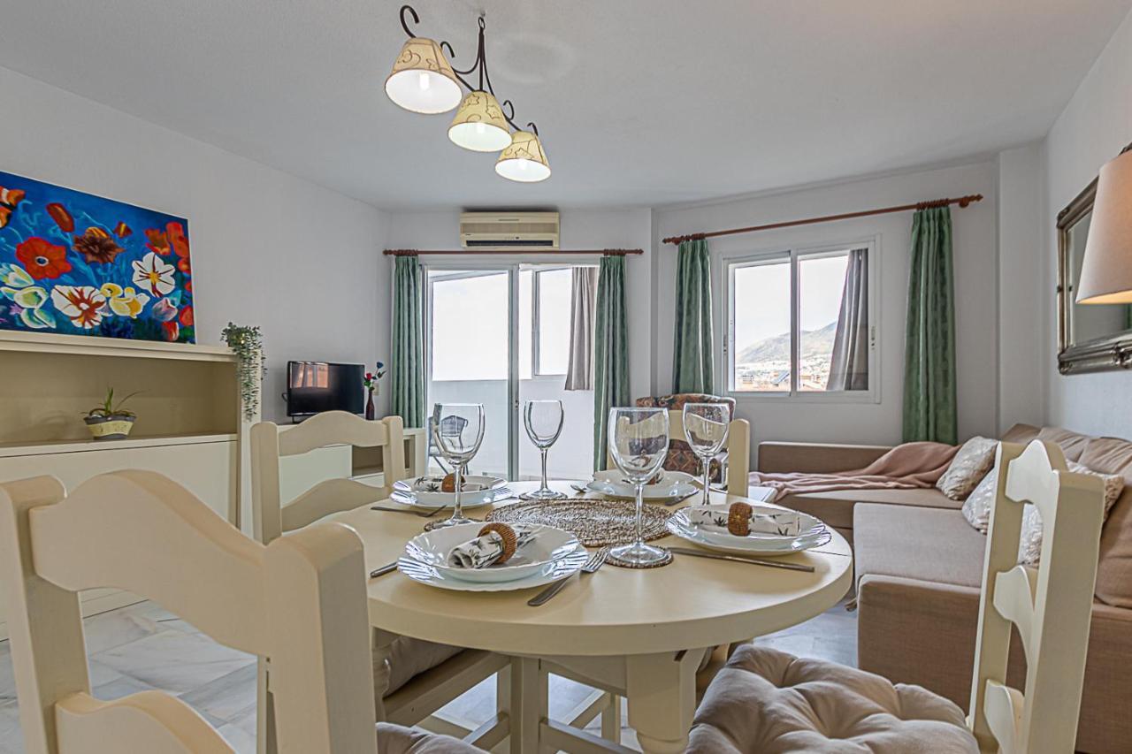 בנאלמדנה 797 Holiday Rentals - Amplio Piso Para 4 En El Centro De Arroyo De La Miel מראה חיצוני תמונה