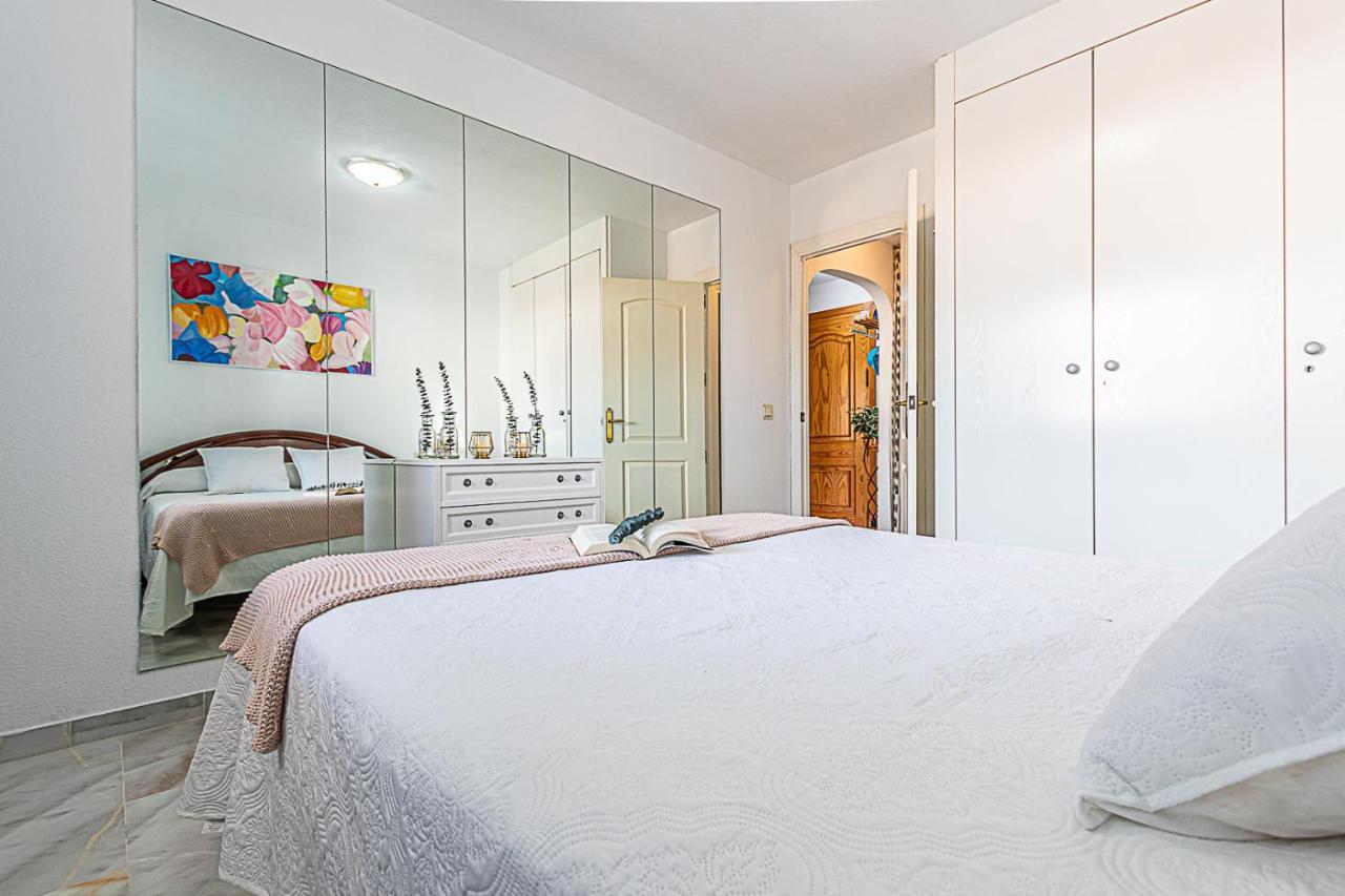 בנאלמדנה 797 Holiday Rentals - Amplio Piso Para 4 En El Centro De Arroyo De La Miel מראה חיצוני תמונה